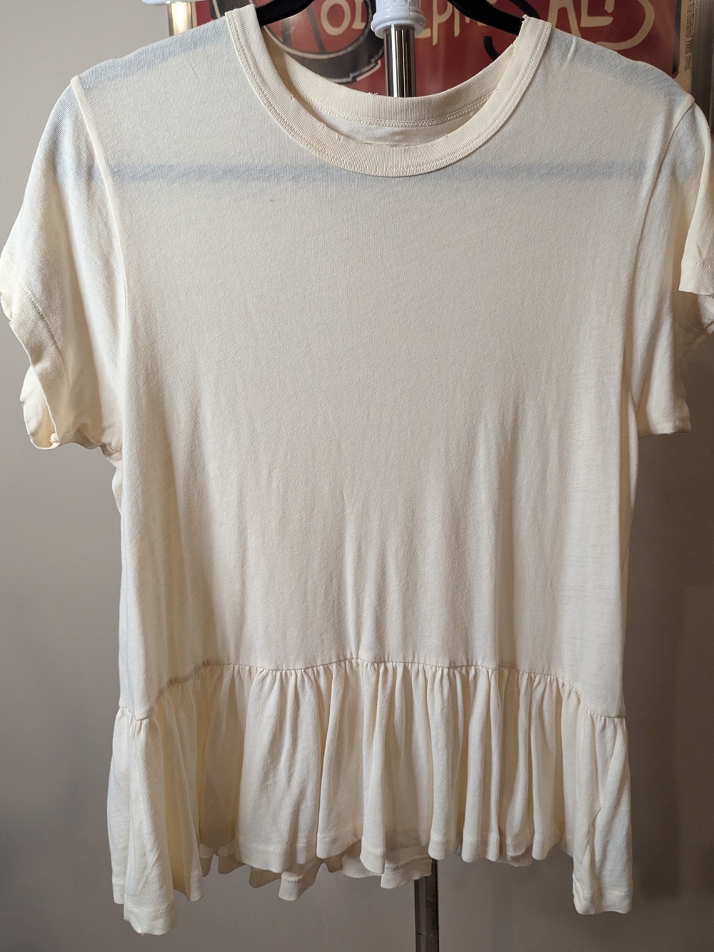 $18 THE GREAT. Size 1 Small - The Ruffle Peplum Tee Cream Off White